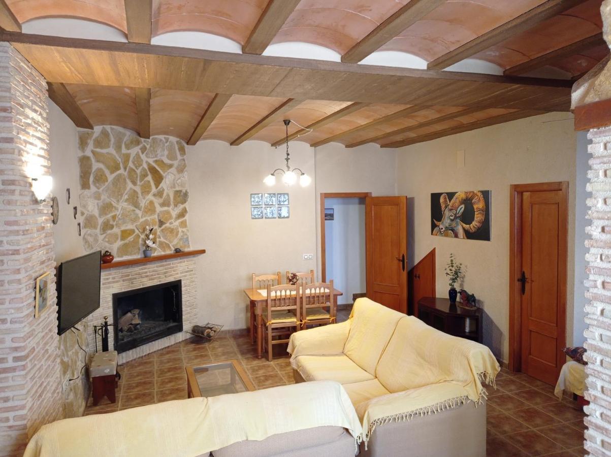 Casa Camille.Villares Elche De La Sierra Exteriér fotografie
