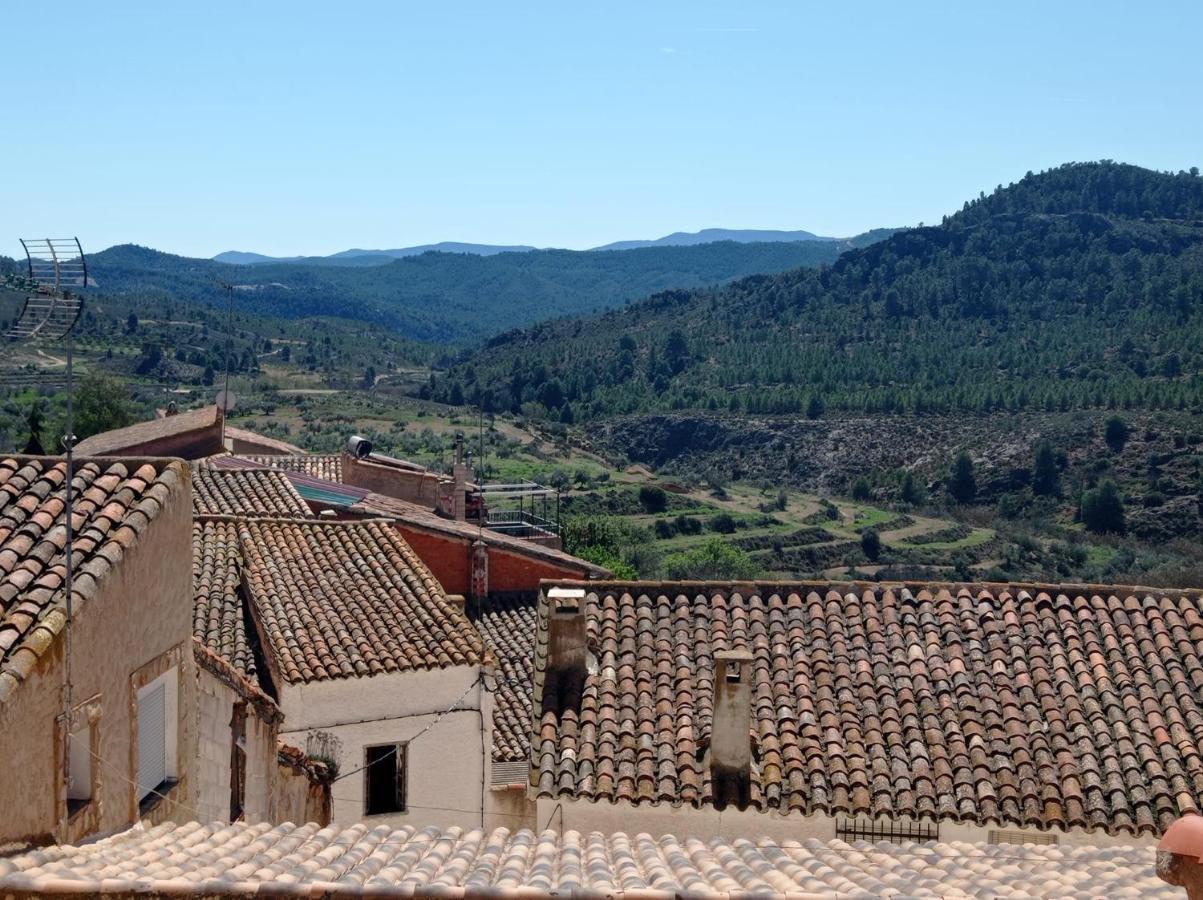 Casa Camille.Villares Elche De La Sierra Exteriér fotografie